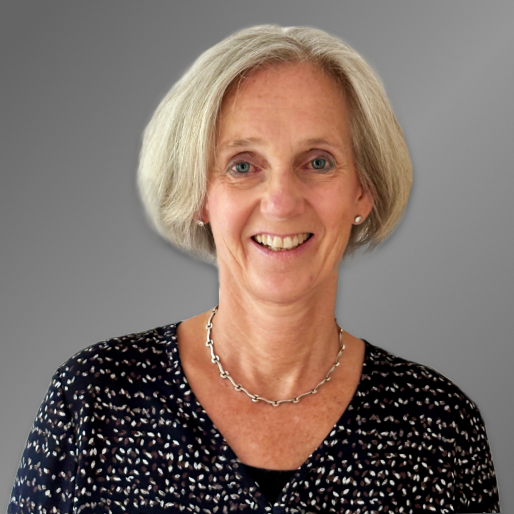 SILVIA CARL